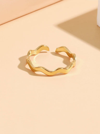 Minimalist Wave-shaped l Ring