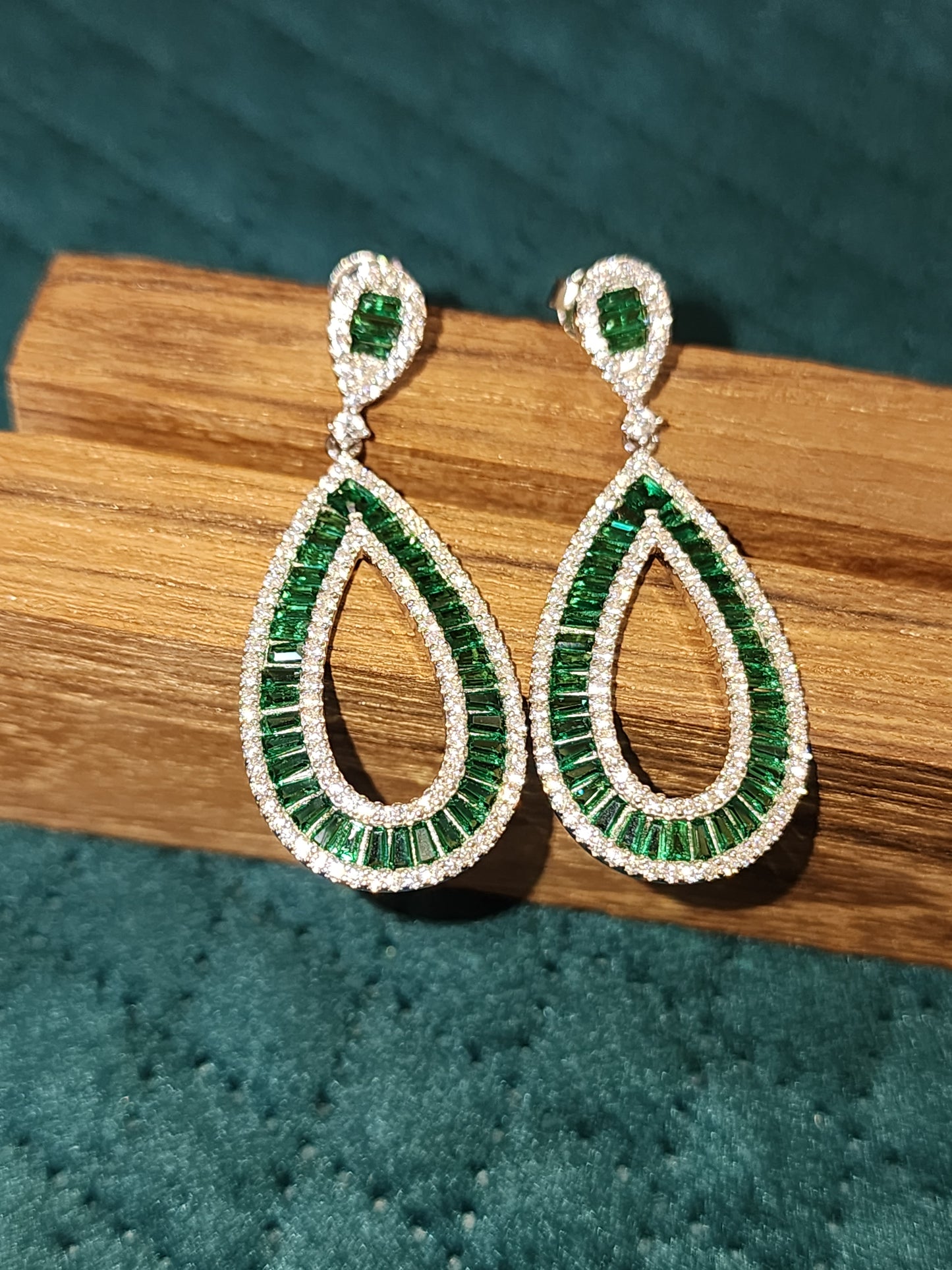 Kimiko exclusive earring