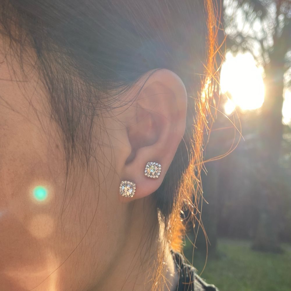 'KIMIKO' STUDS
