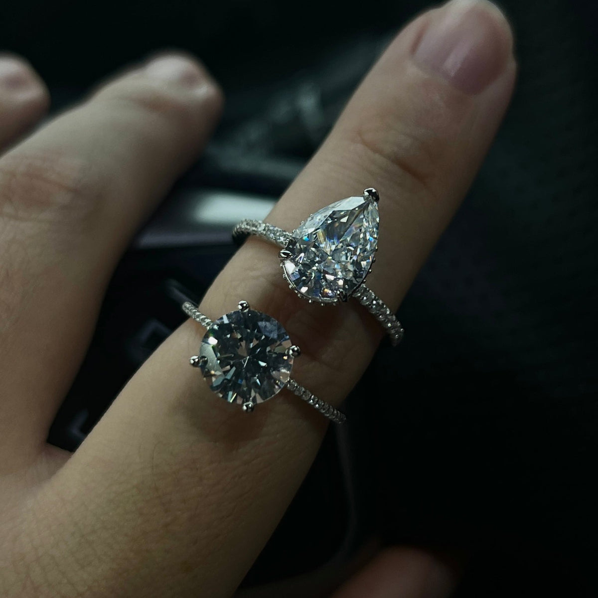 ROYAL TEARDROP RING
