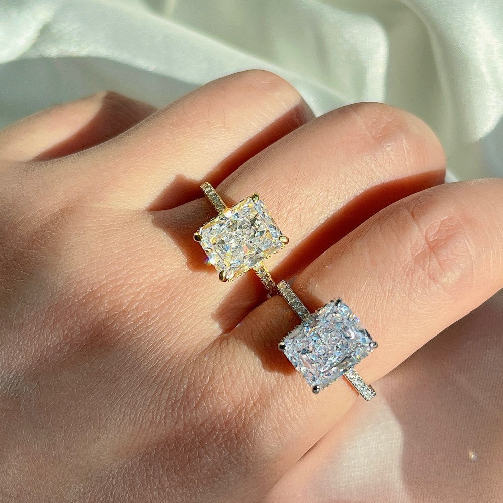 GOLDEN JEWELS RING