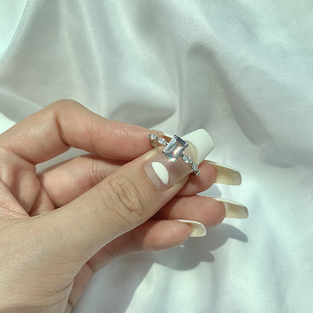 SOLSTICE RING