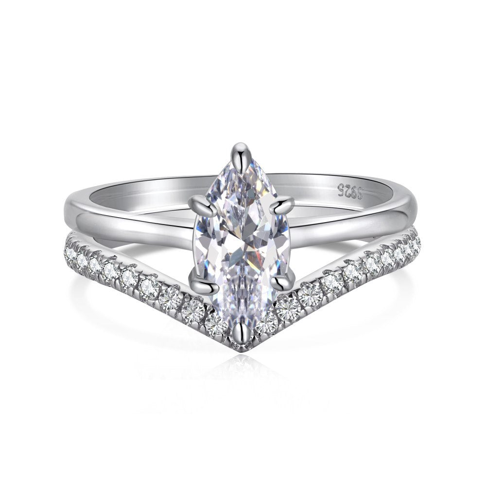 LAYERS OF LUXE RING SET