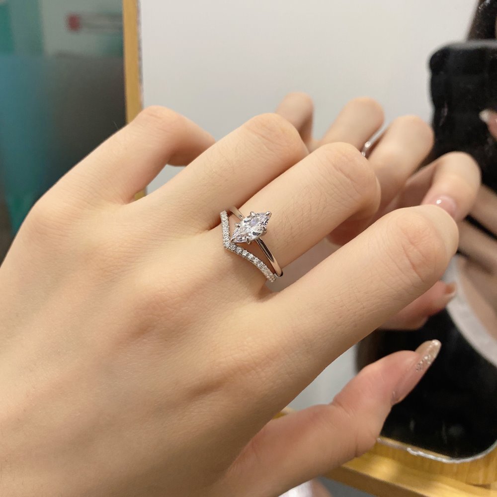 LAYERS OF LUXE RING SET