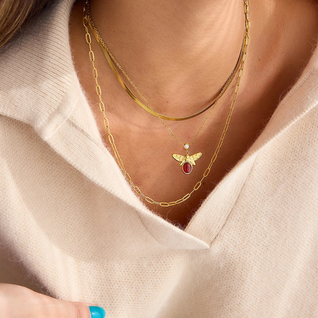 Red Agate Bee White Zircon Three-Layer Necklace