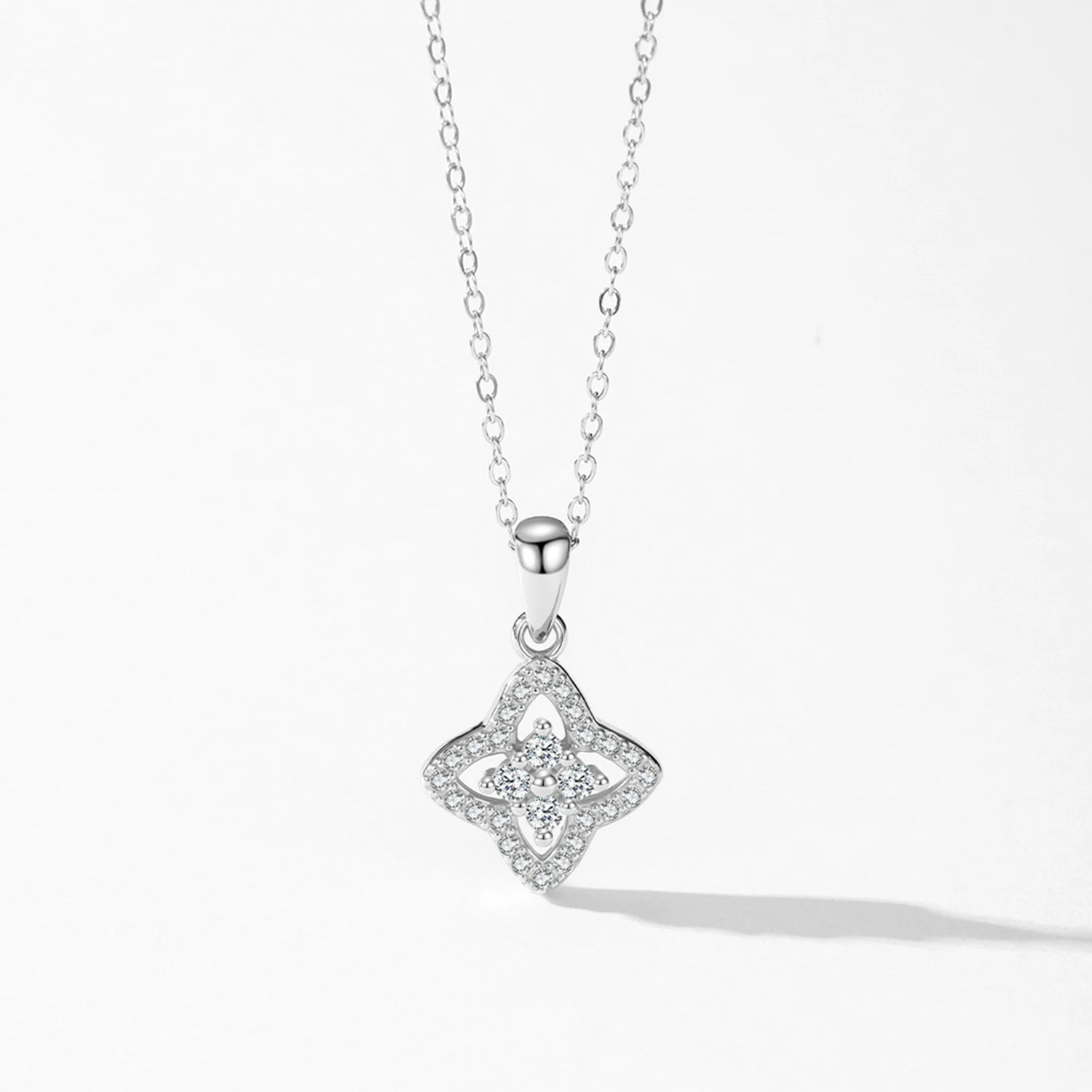 Four-leaf Clover Shining Full-Zircon Lucky Pendant