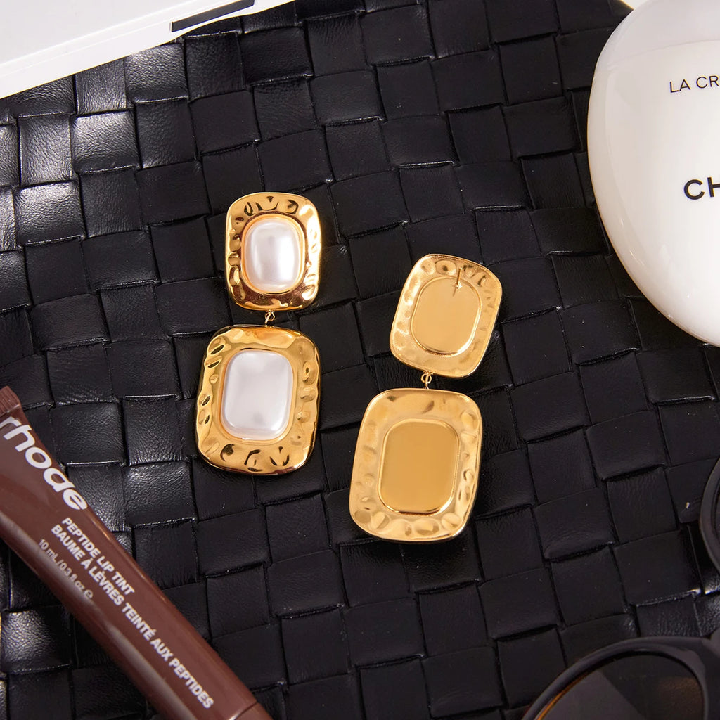 White Pearl Cab Hammer Texture Square Layer Drop Earrings