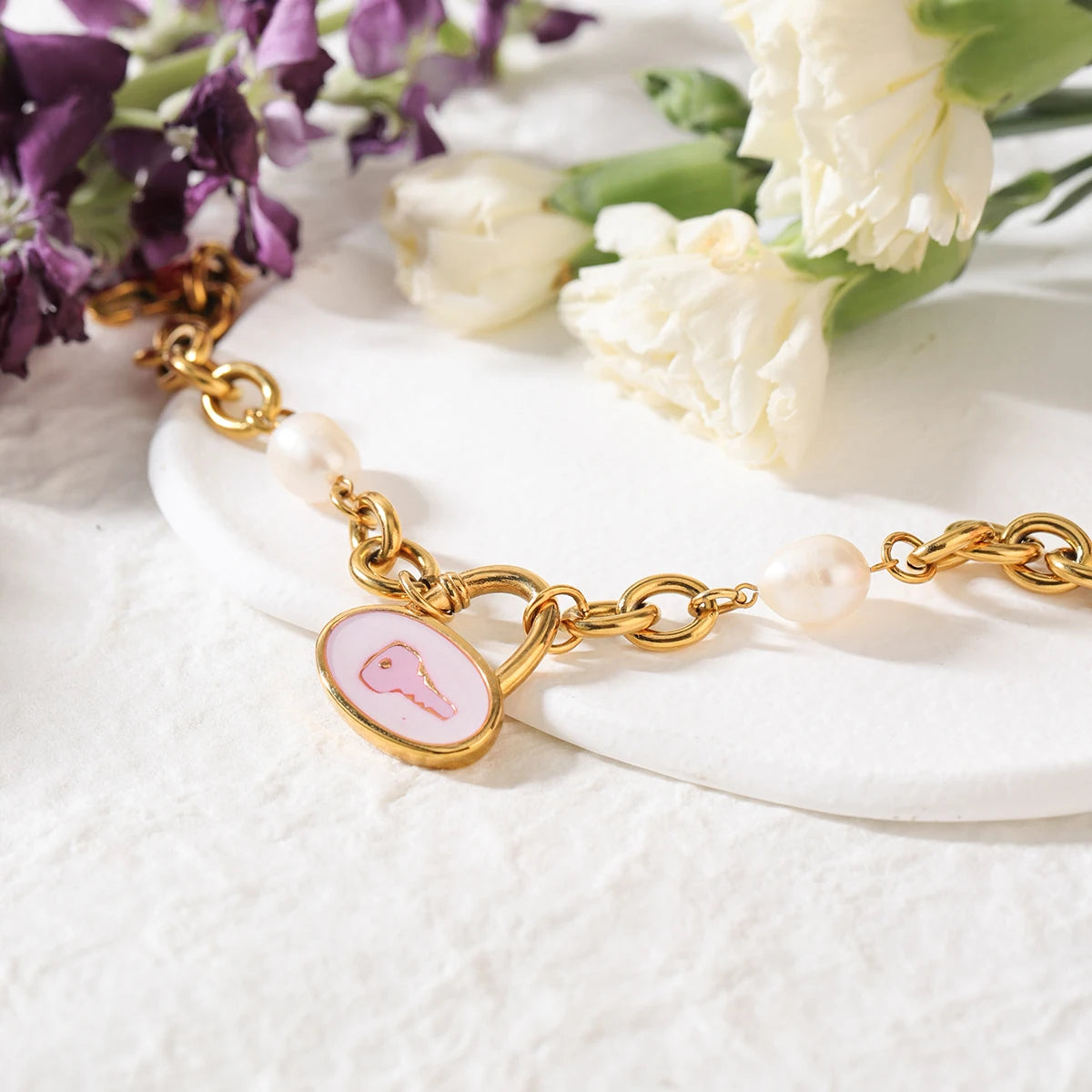 J&D Original Design 18K Gold Plated Stainless Steel Bracelet Classic Enamel Lock Key Pendant Bracelet