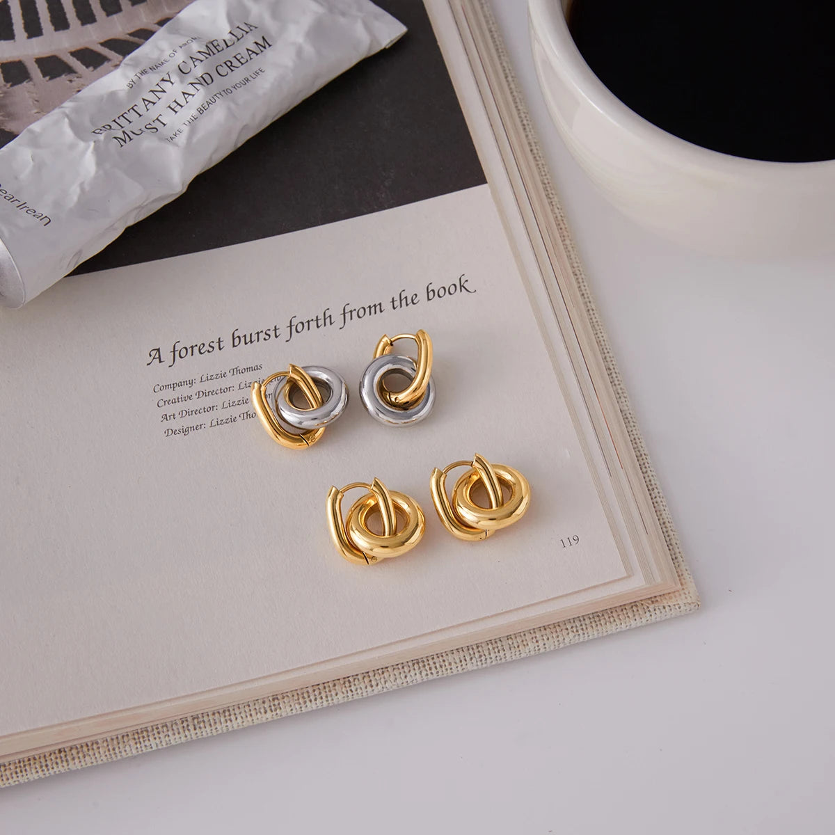 Two Tone Smooth Double Circle Earrings