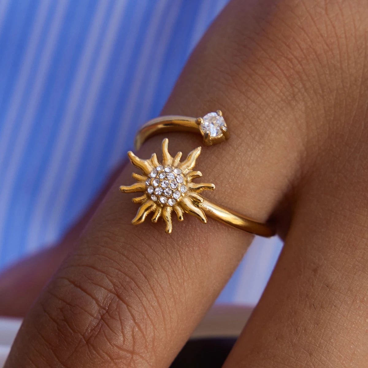 J&D Designer Classic Style 18K Gold Stainless Steel Rhinestone Zircon Sun Open Rings