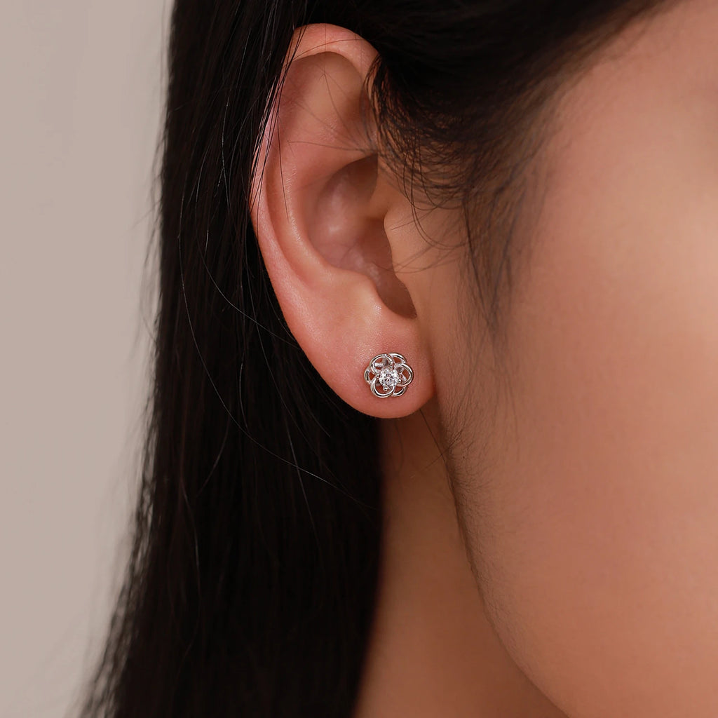 925 Sterling Silver Cute Flower Mini Stud Earrings - Kimiko