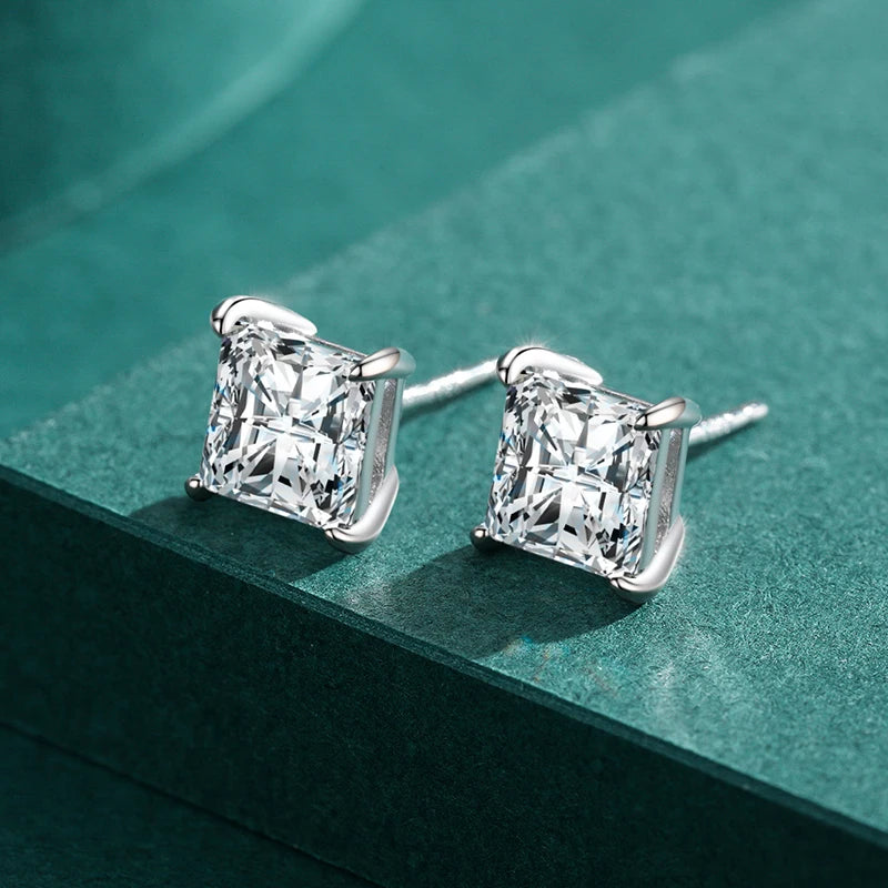 925 Sterling Silver Luxury Sparkling CZ Stud Earrings