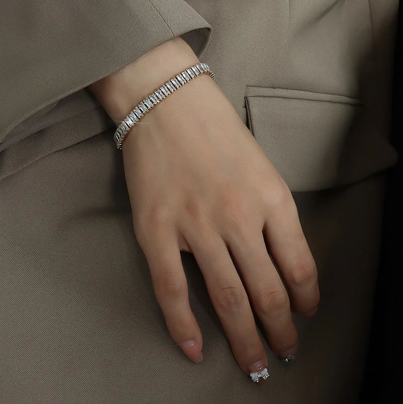 J&D Instagram Hot 18K Gold Plated Stainless Steel Jewelry Tennis Bracelets Shiny Cubic Zirconia Bracelet