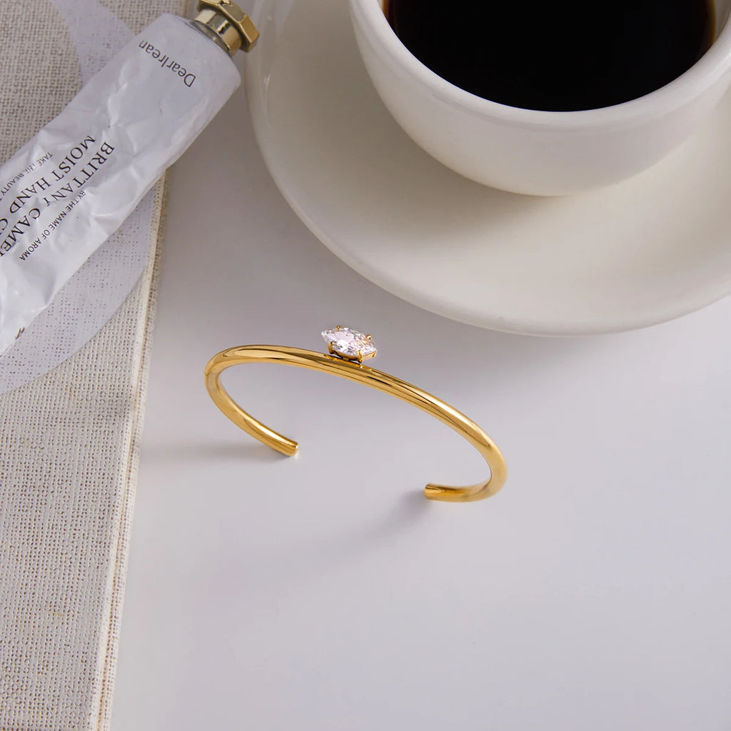J&D 18K PVD Gold Plate Stainless Steel Bracelet Trendy Classic Horse Eye White Zircon Open Cuff Bangle
