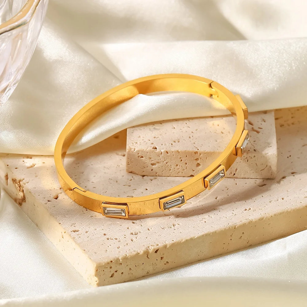 18k Gold Plated White Cubic Zirconia Bezel Setting Stainless Steel Band Bangles for Female