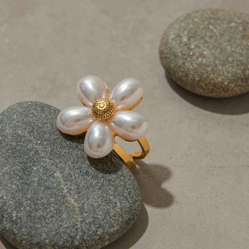 J&D 18k Gold Stainless Steel 18K Tarnish Free Waterproof Shell Beads Flower Open Ring
