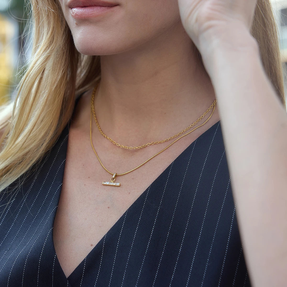 J&D Jewelry Layered Snake Cable Chain Necklace with Rhinestone T Bar Pendant for Women Daily Wear