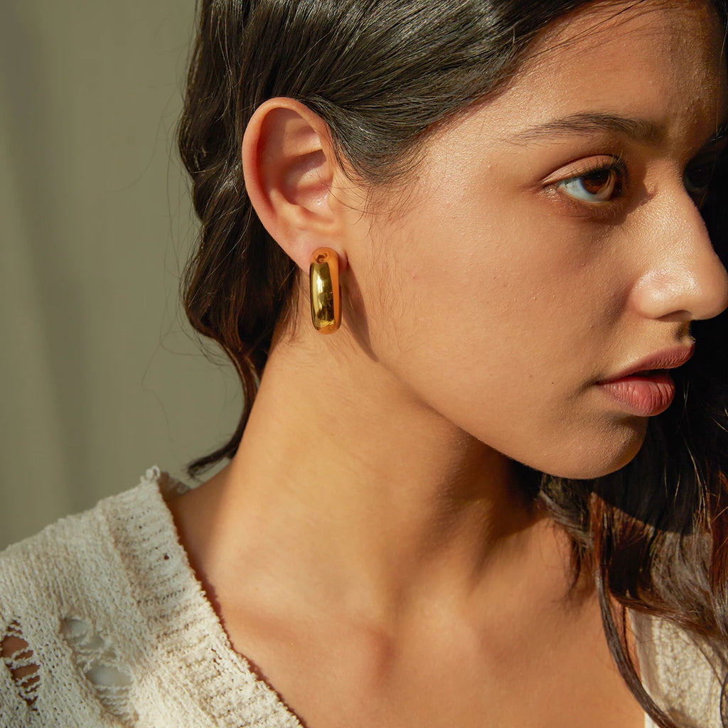 CC Shape Earrings
