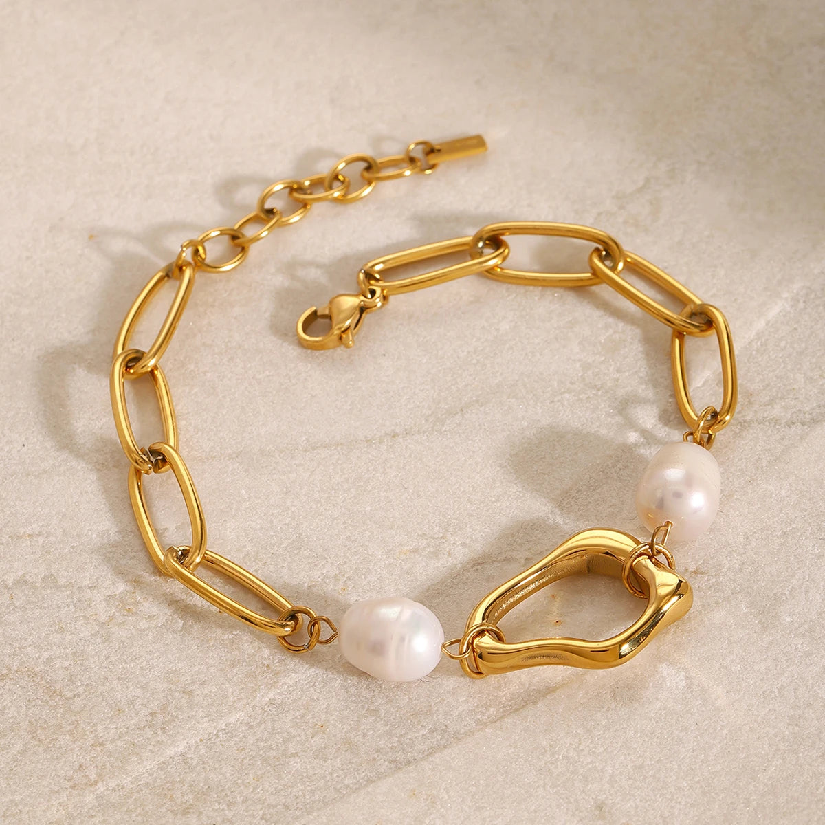 J&D Luxury 18k Gold Stainless Steel Adjustable Bracelets Freshwater Pearl Irregular Pendant Bracelets