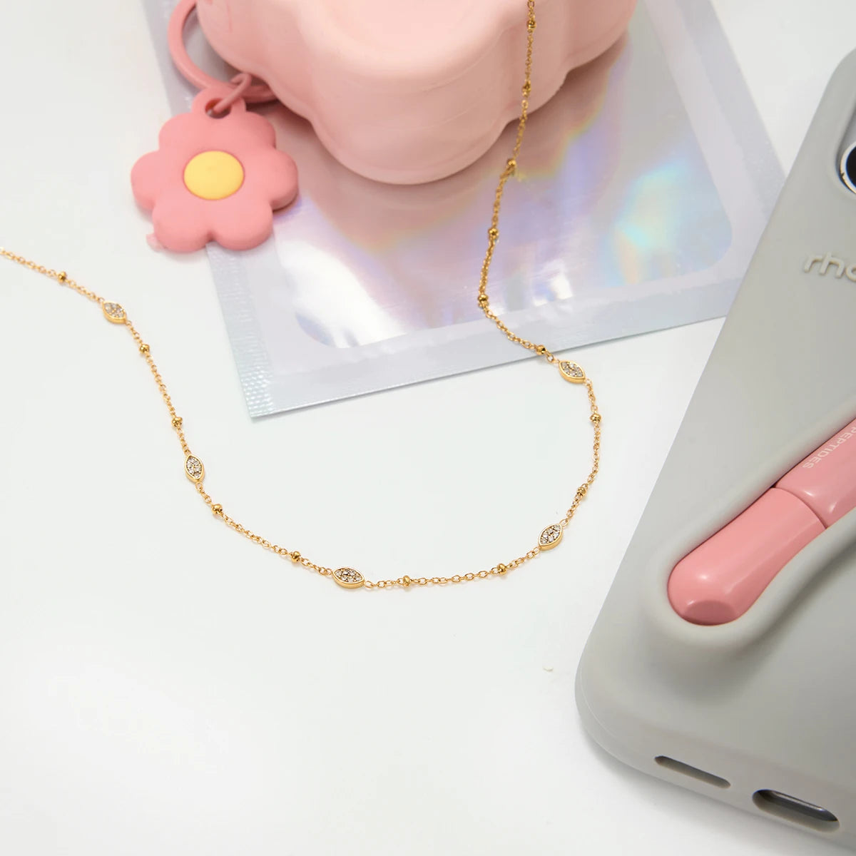 Horse Eye Clip Bead Necklace