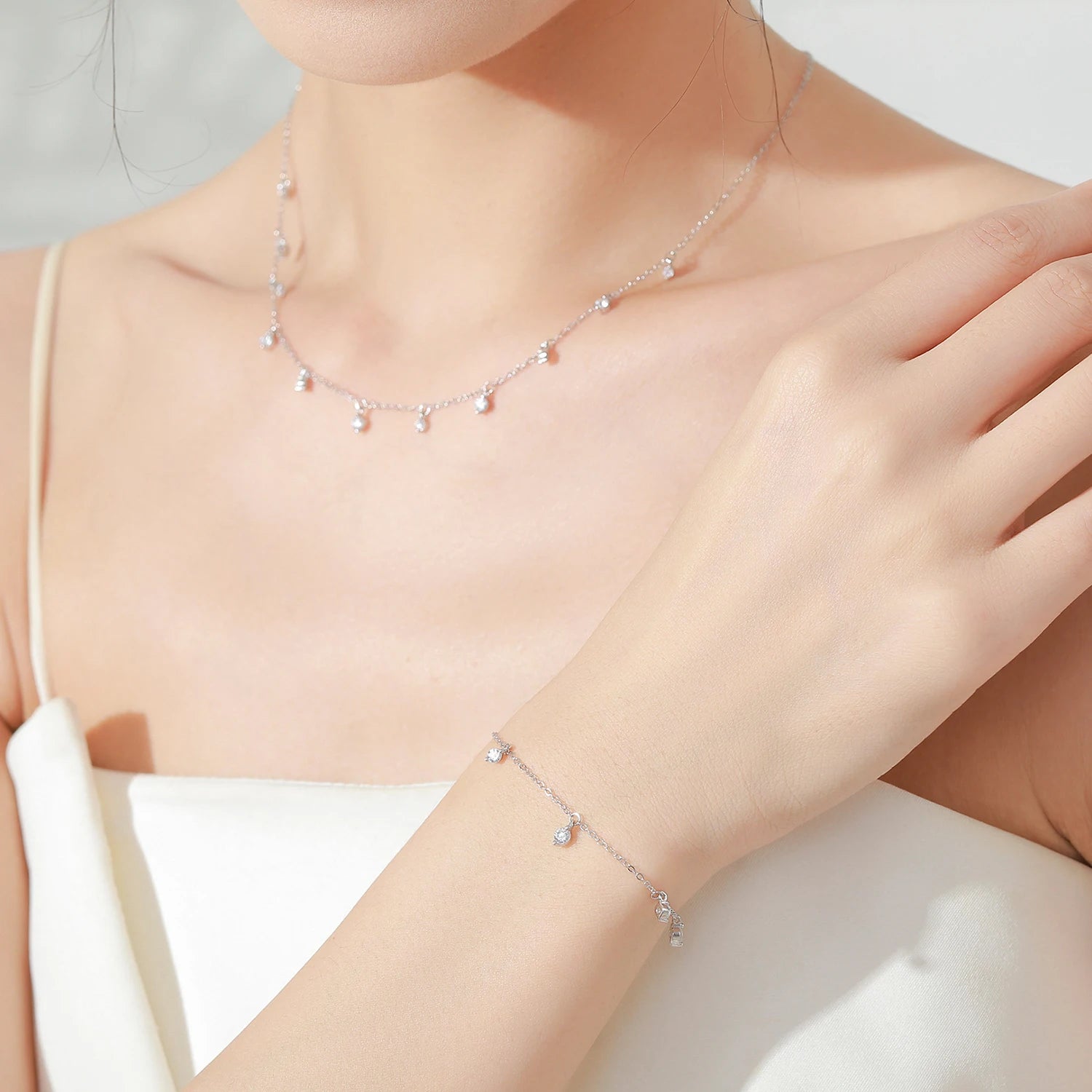 Vintage Mini Round Zircon Choker Necklace