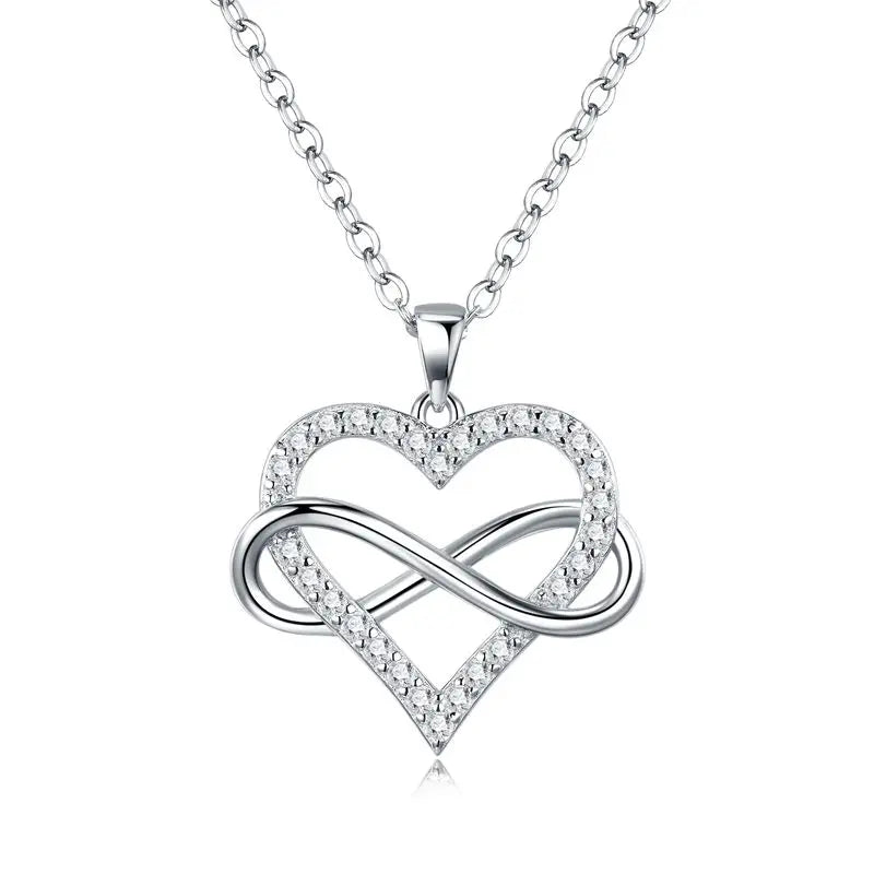 Original Factory New Designs Women 925 Silver Necklace Ladies Fine Jewelry Moissanite Heart Pendant Necklace