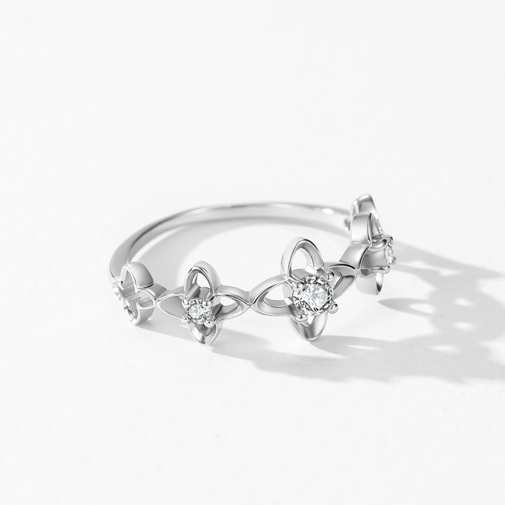 Four-leaf Clover Flowers Ring