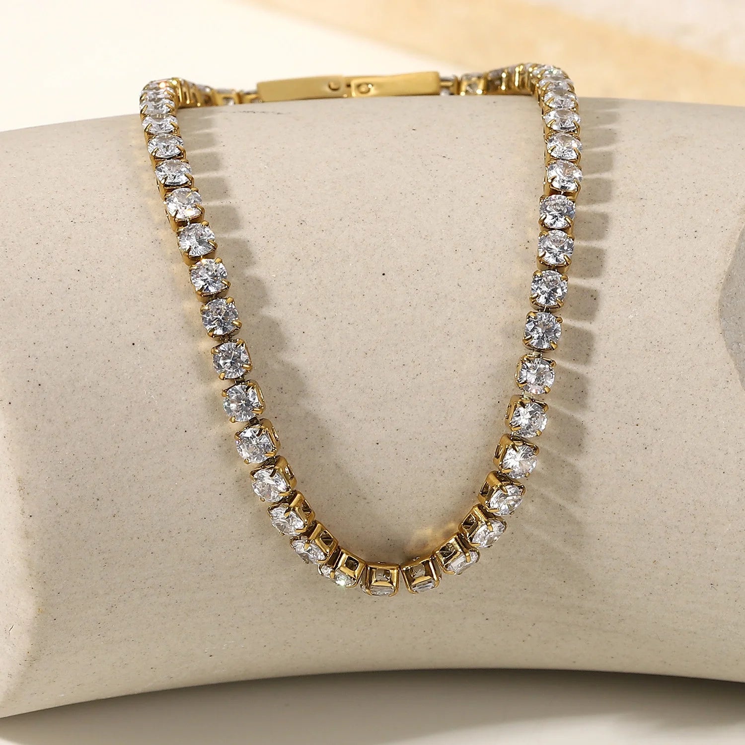 Trendy 14k Gold Plated Full Zircon Plated Claw Setting  Stainless Steel Bracelets for Ladies Gift