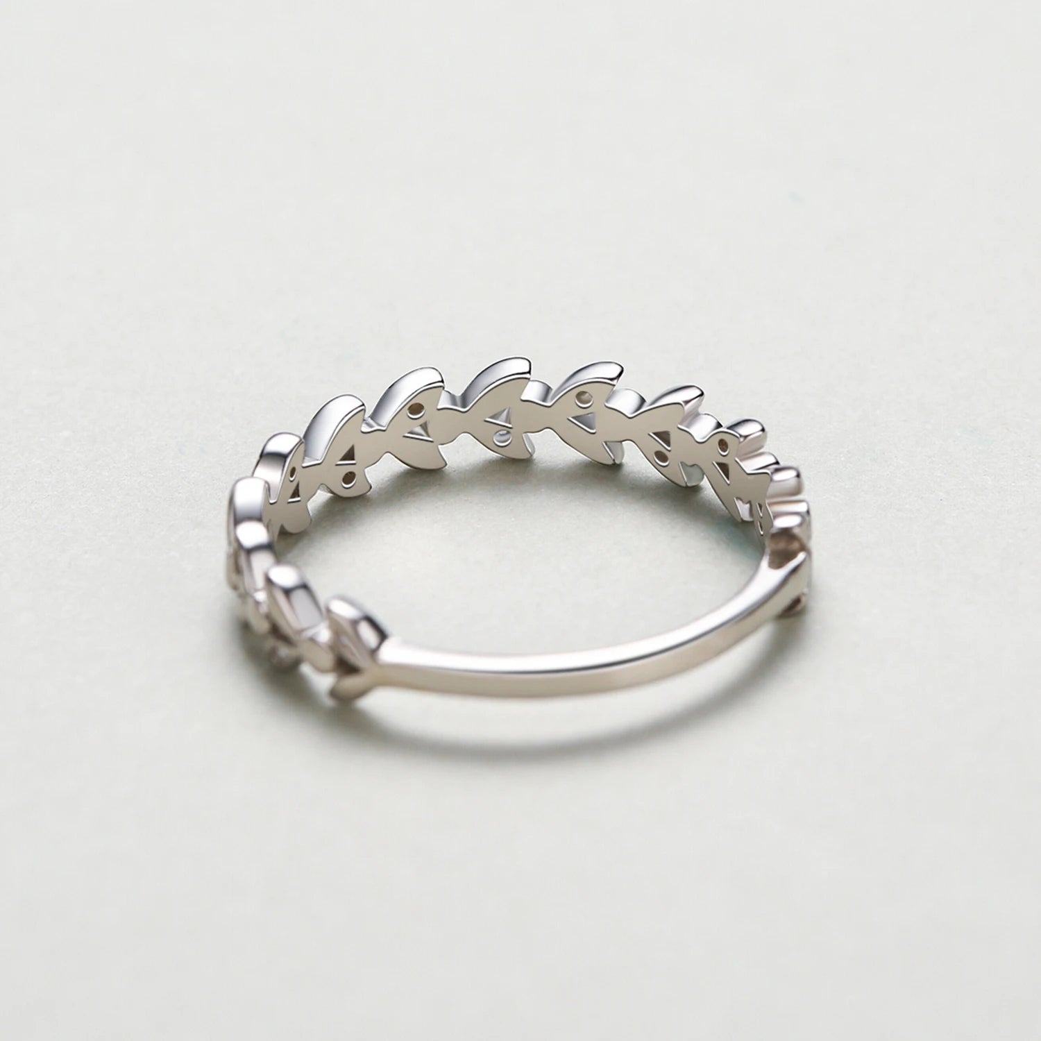 Classic Lucky Tree Leaf Stackable Finger Ring