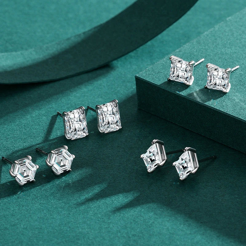 925 Sterling Silver Luxury Sparkling CZ Stud Earrings