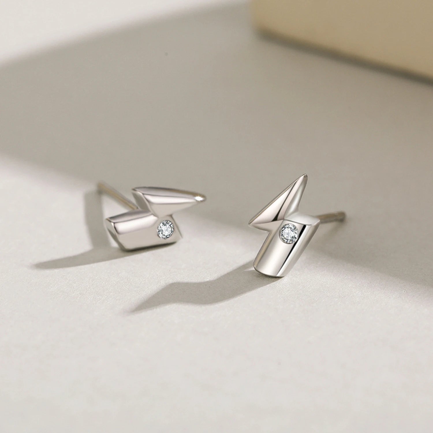 925 Sterling Silver Flash Lightning Stud Earrings