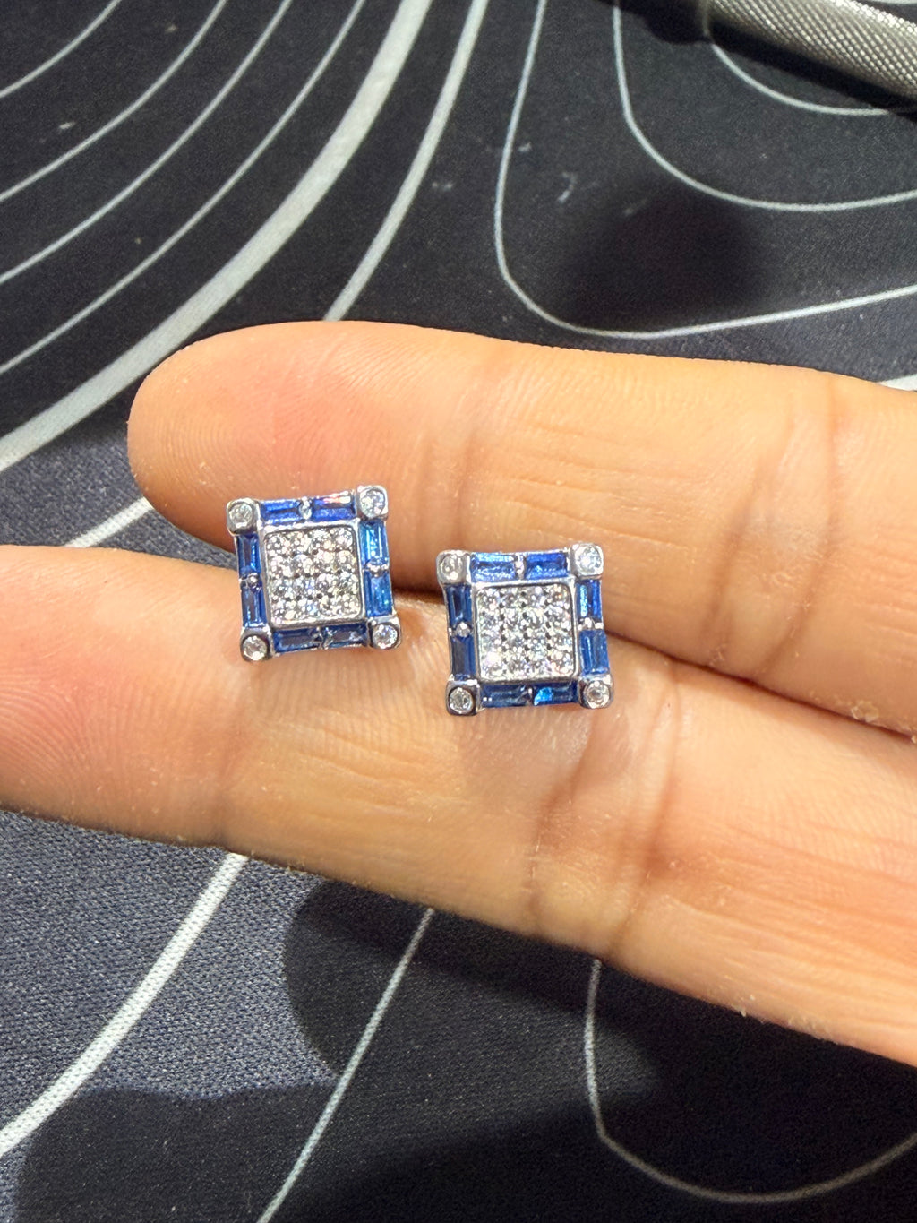 Box shaped studs