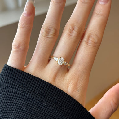 GOLDEN CHAPTER RING