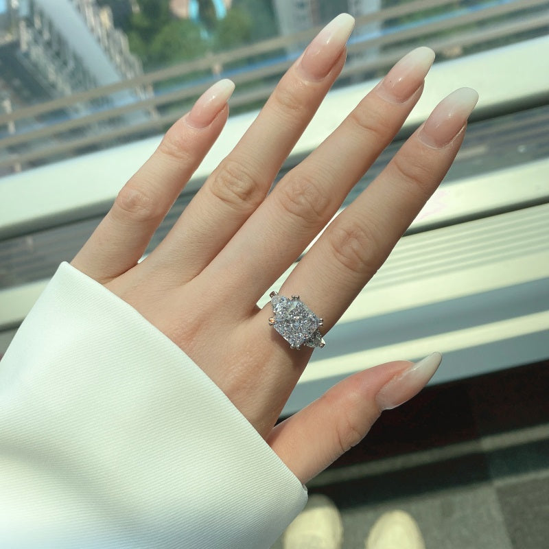 CRYSTAL AURORA RING