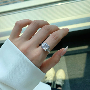 CRYSTAL AURORA RING