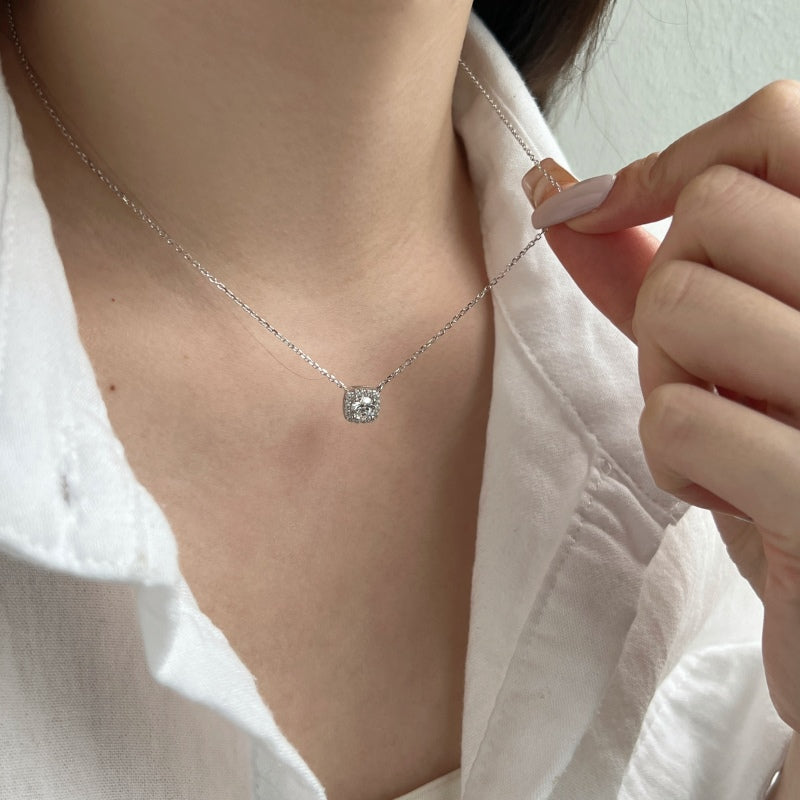 ECLIPSE NECKLACE