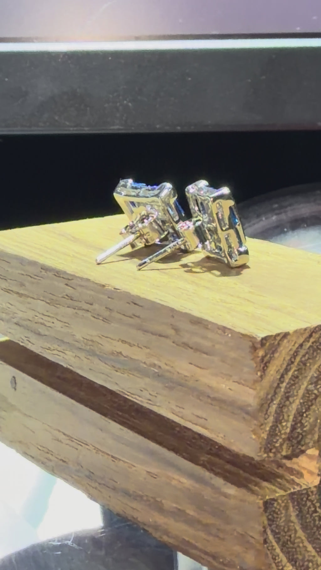 Box shaped studs
